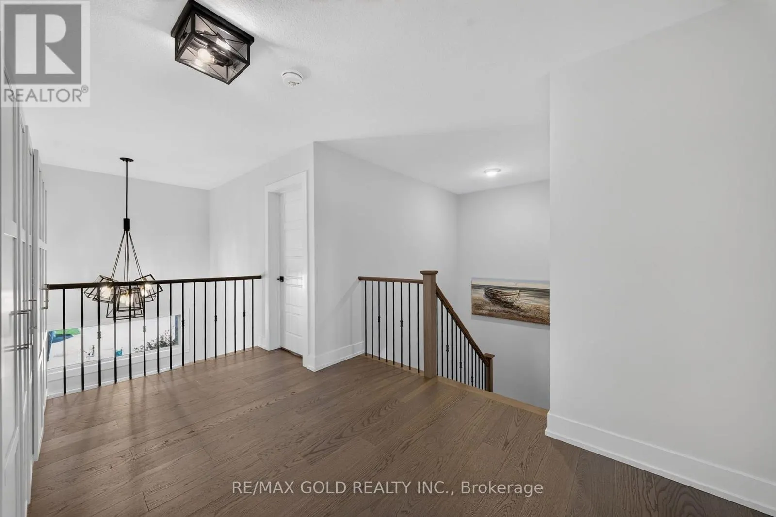 1867 FOUNTAIN GRASS DRIVE