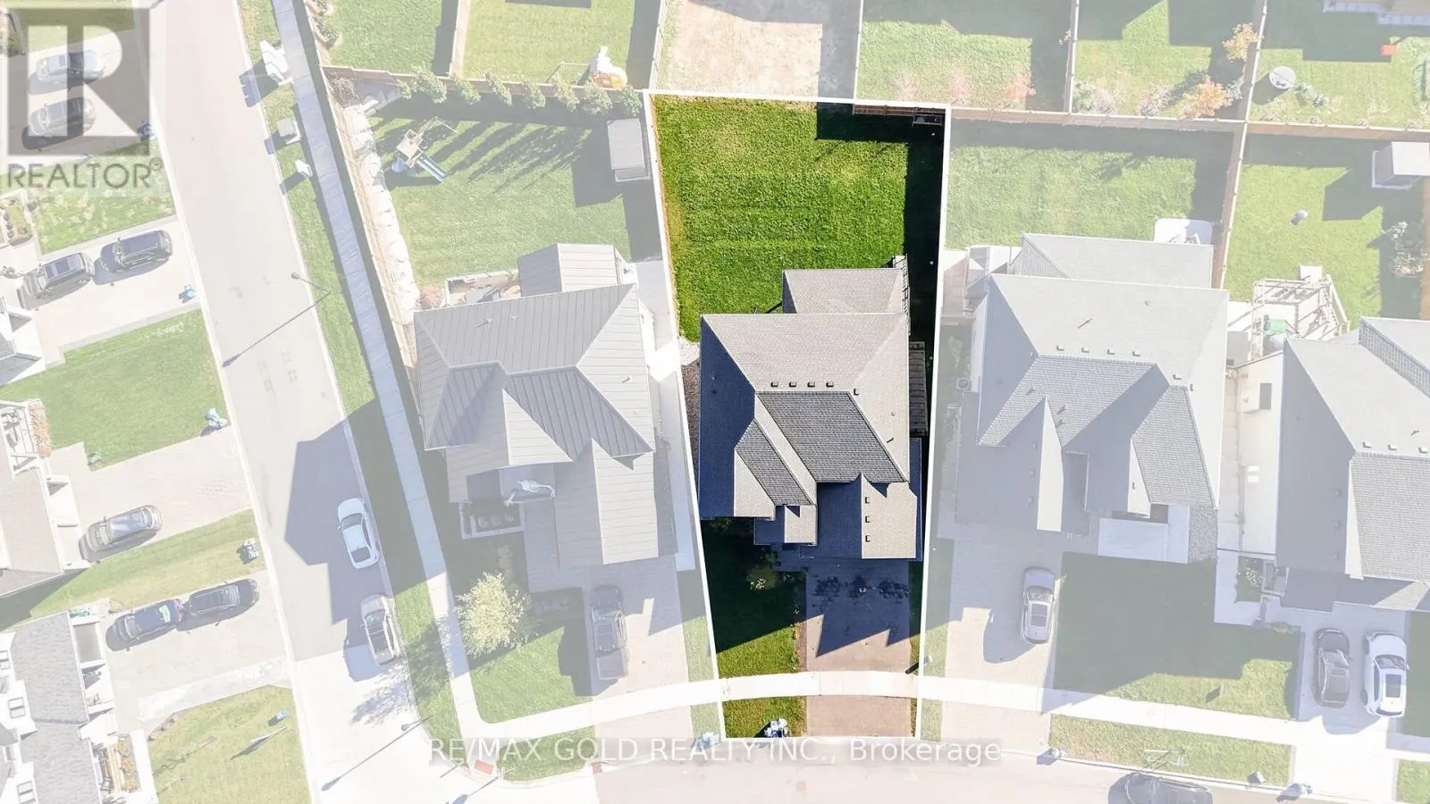 1867 FOUNTAIN GRASS DRIVE