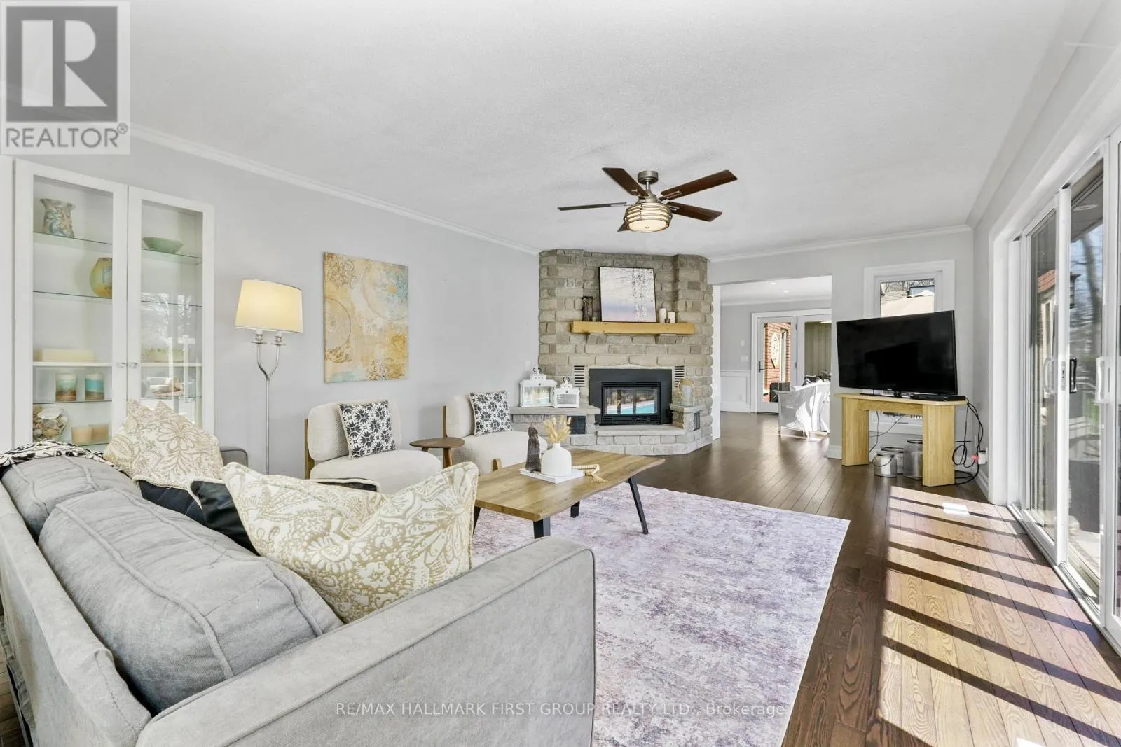 3 HAMILTON COURT