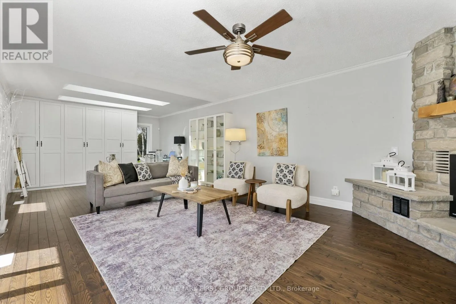 3 HAMILTON COURT