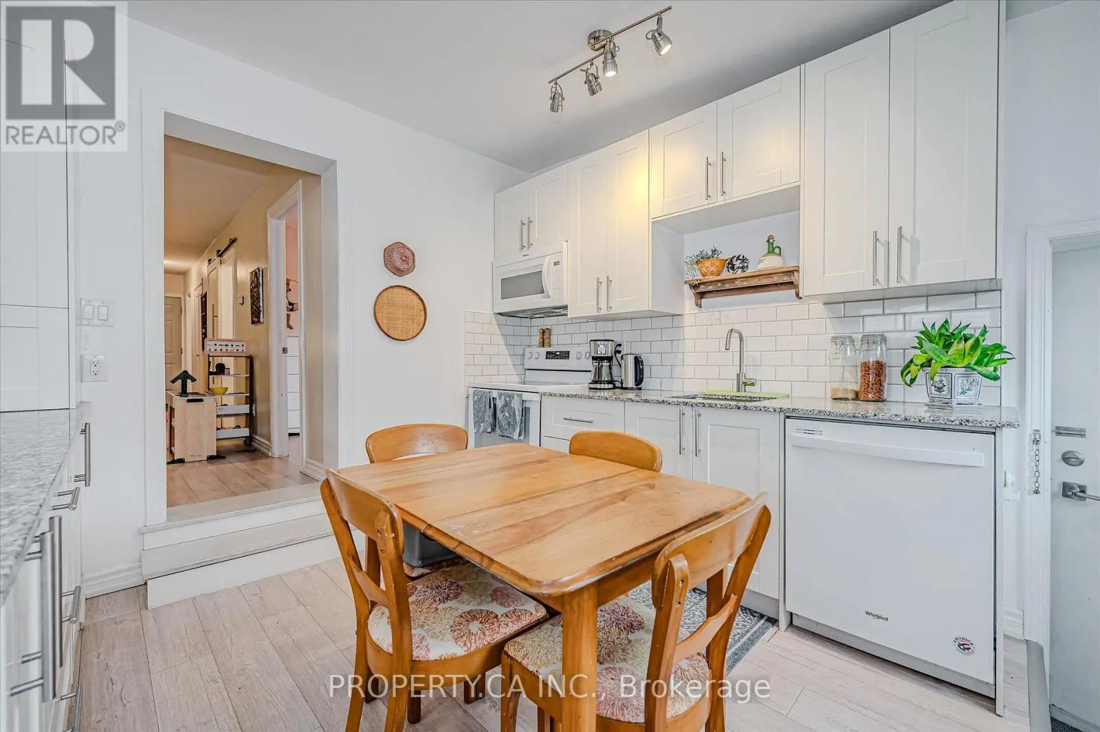 51 FAIRVIEW AVENUE