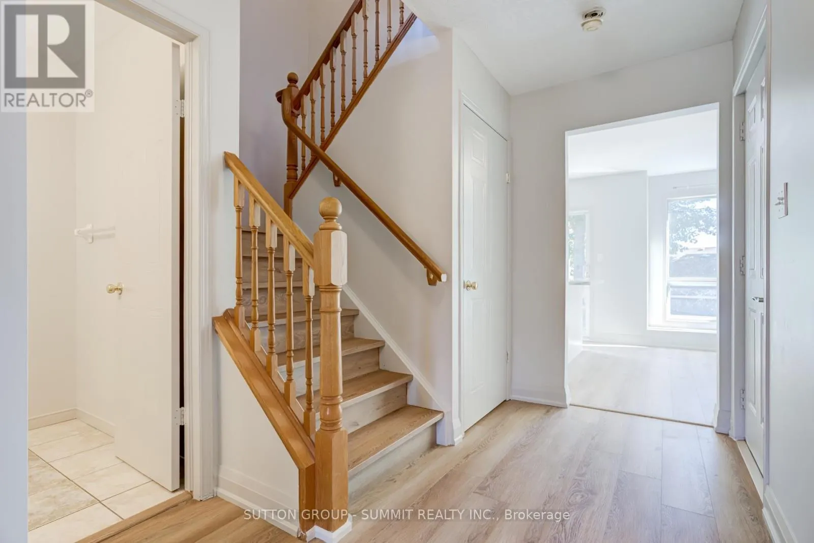 346 UNIVERSITY DOWNS CRESCENT