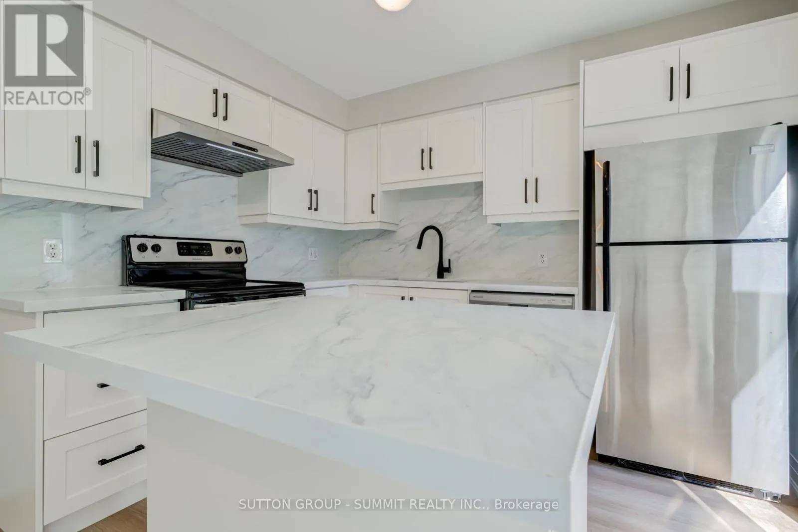 346 UNIVERSITY DOWNS CRESCENT
