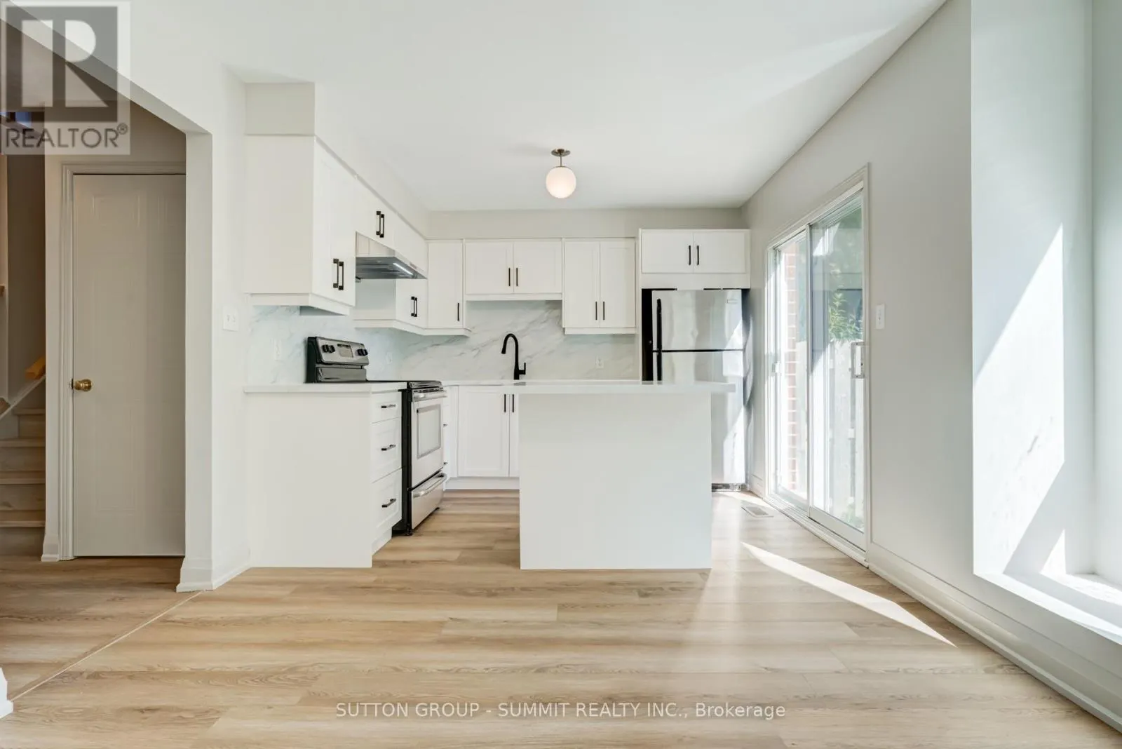 346 UNIVERSITY DOWNS CRESCENT