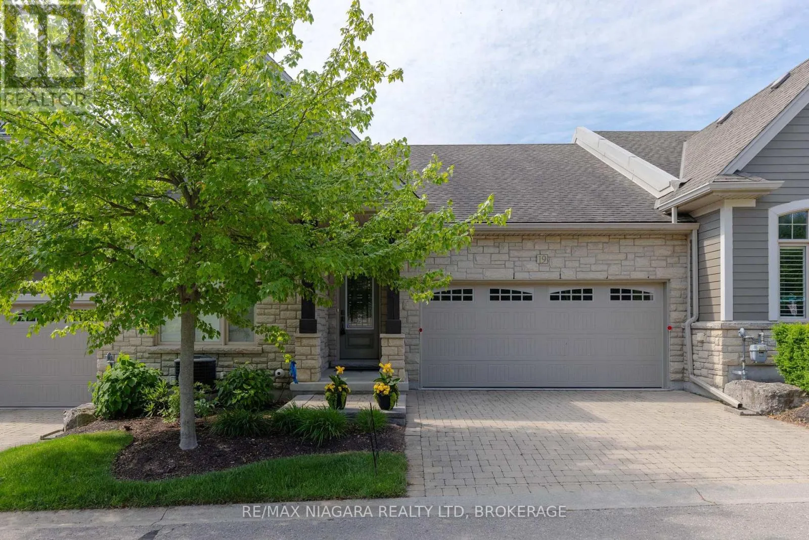 19 CRIMSON DRIVE