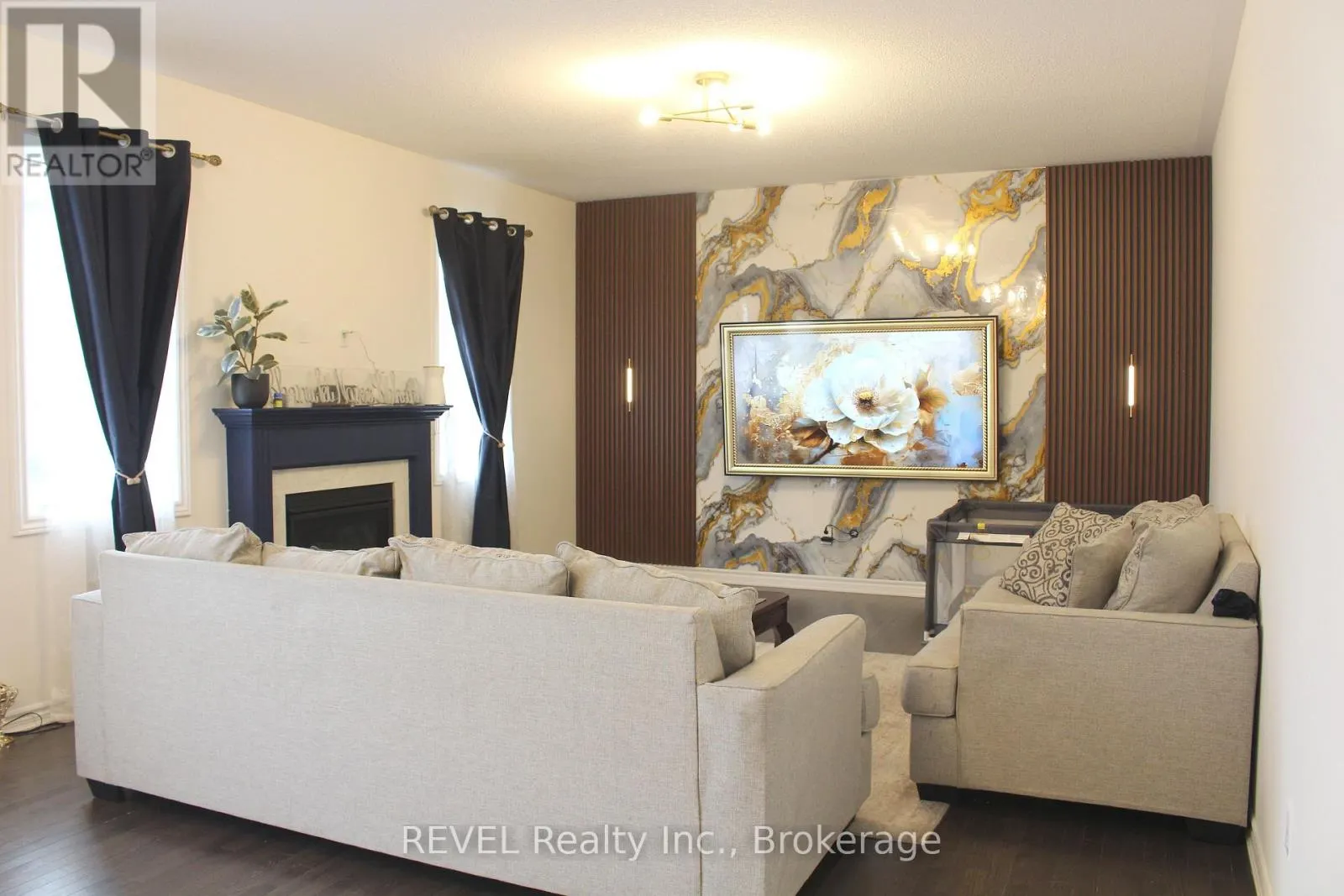 58 ORIOLE CRESCENT