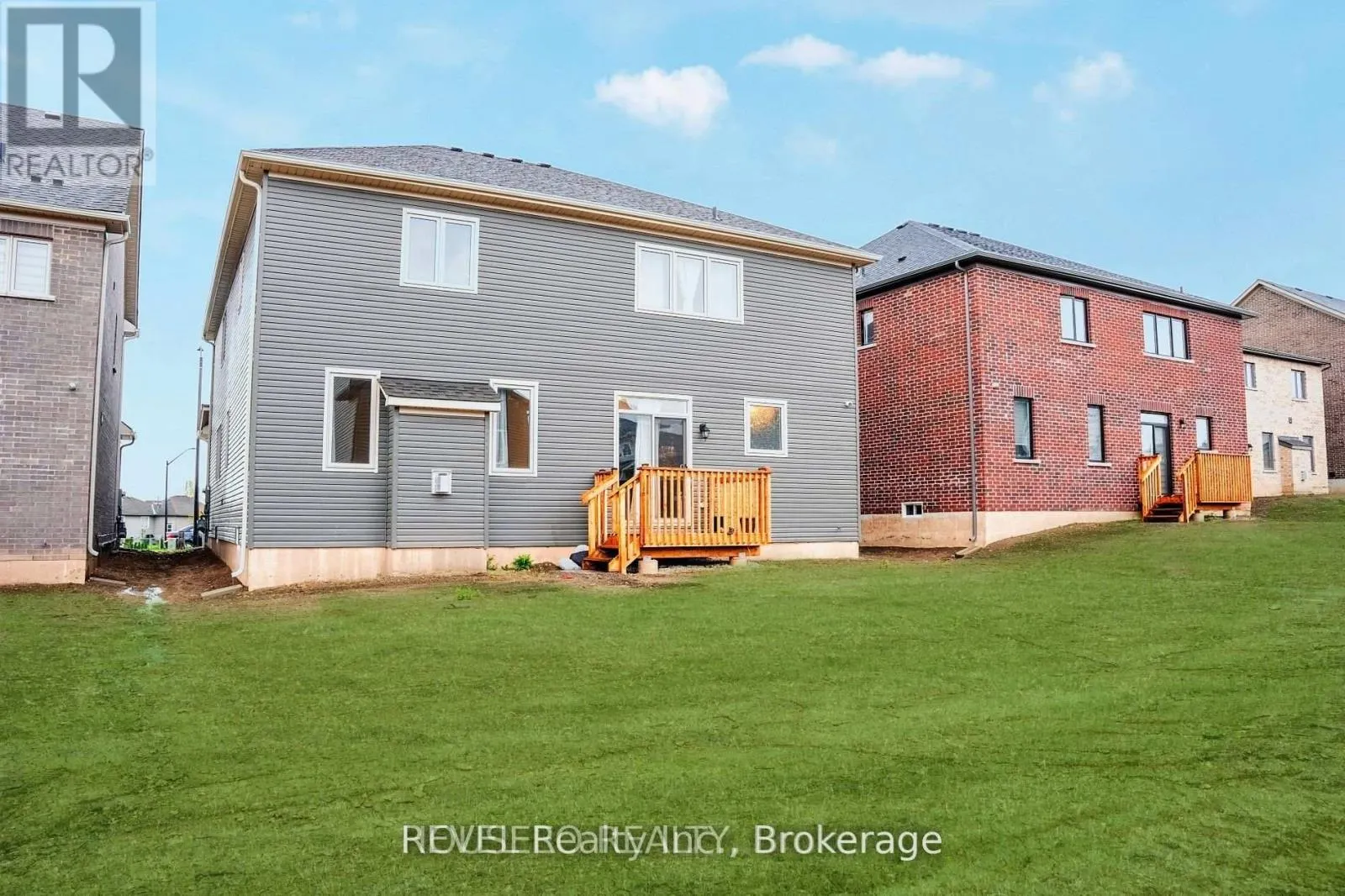 58 ORIOLE CRESCENT