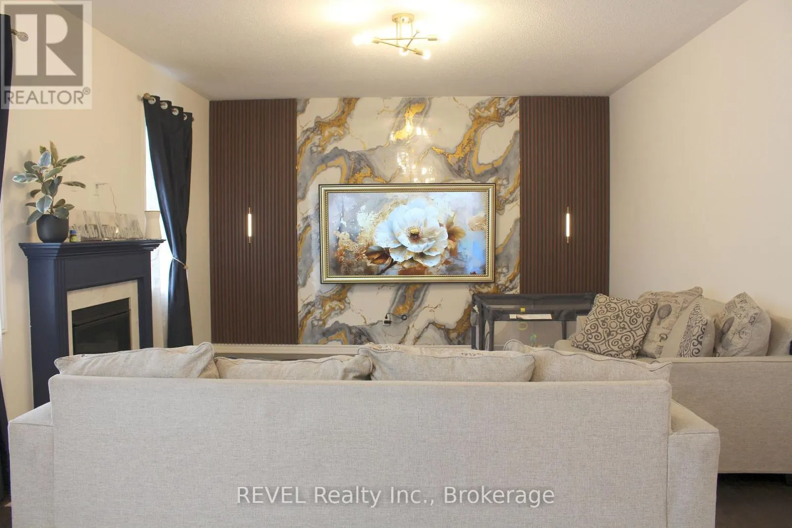 58 ORIOLE CRESCENT