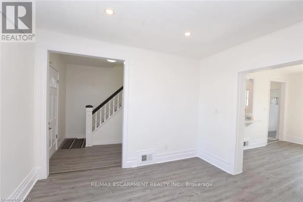 26 FAIRVIEW AVENUE