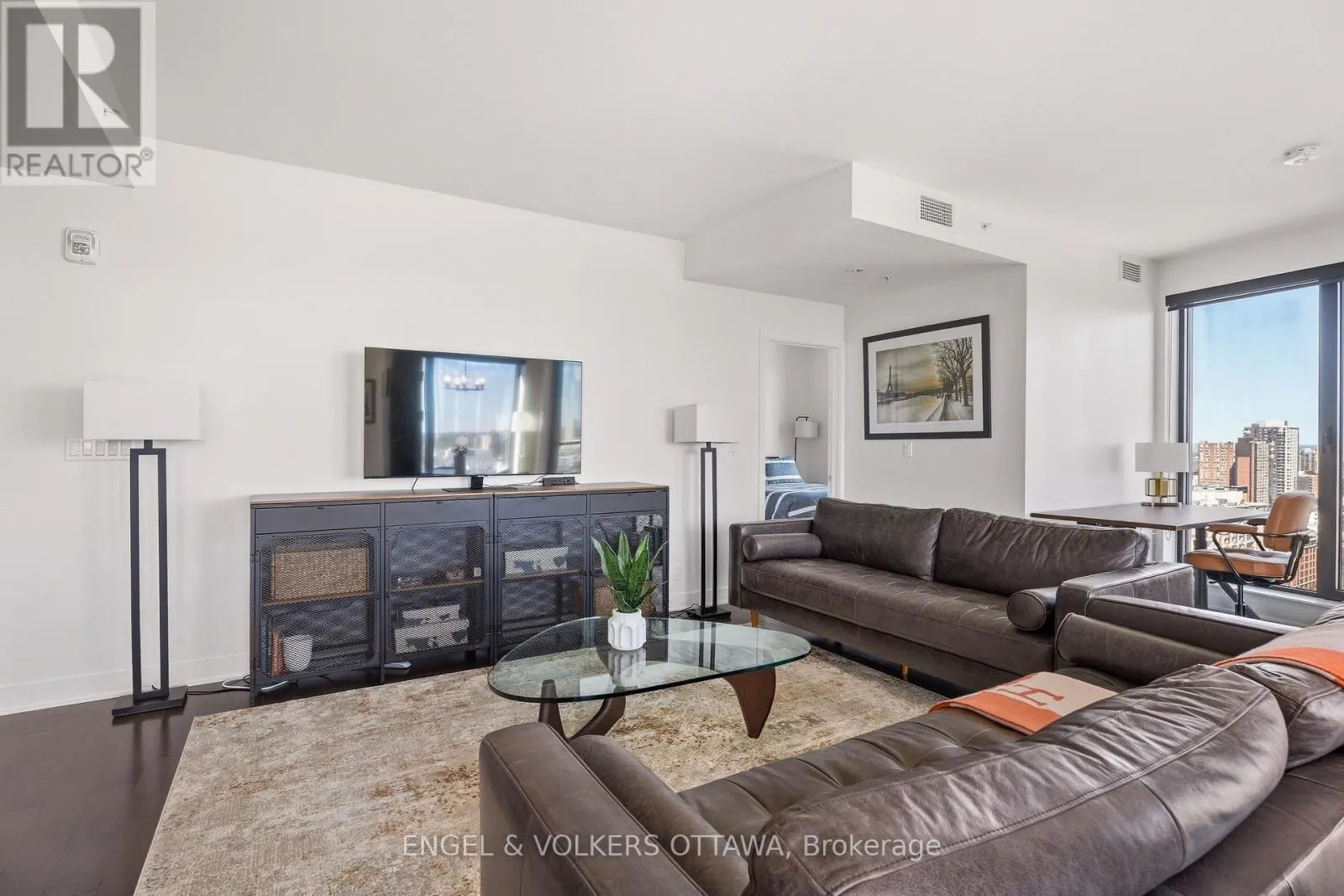 2010 - 20 DALY AVENUE