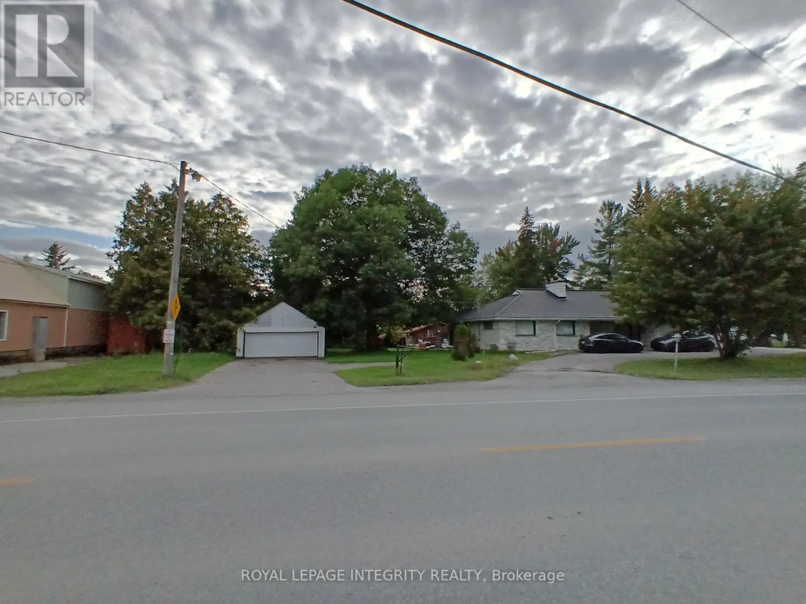 2591 CARP ROAD