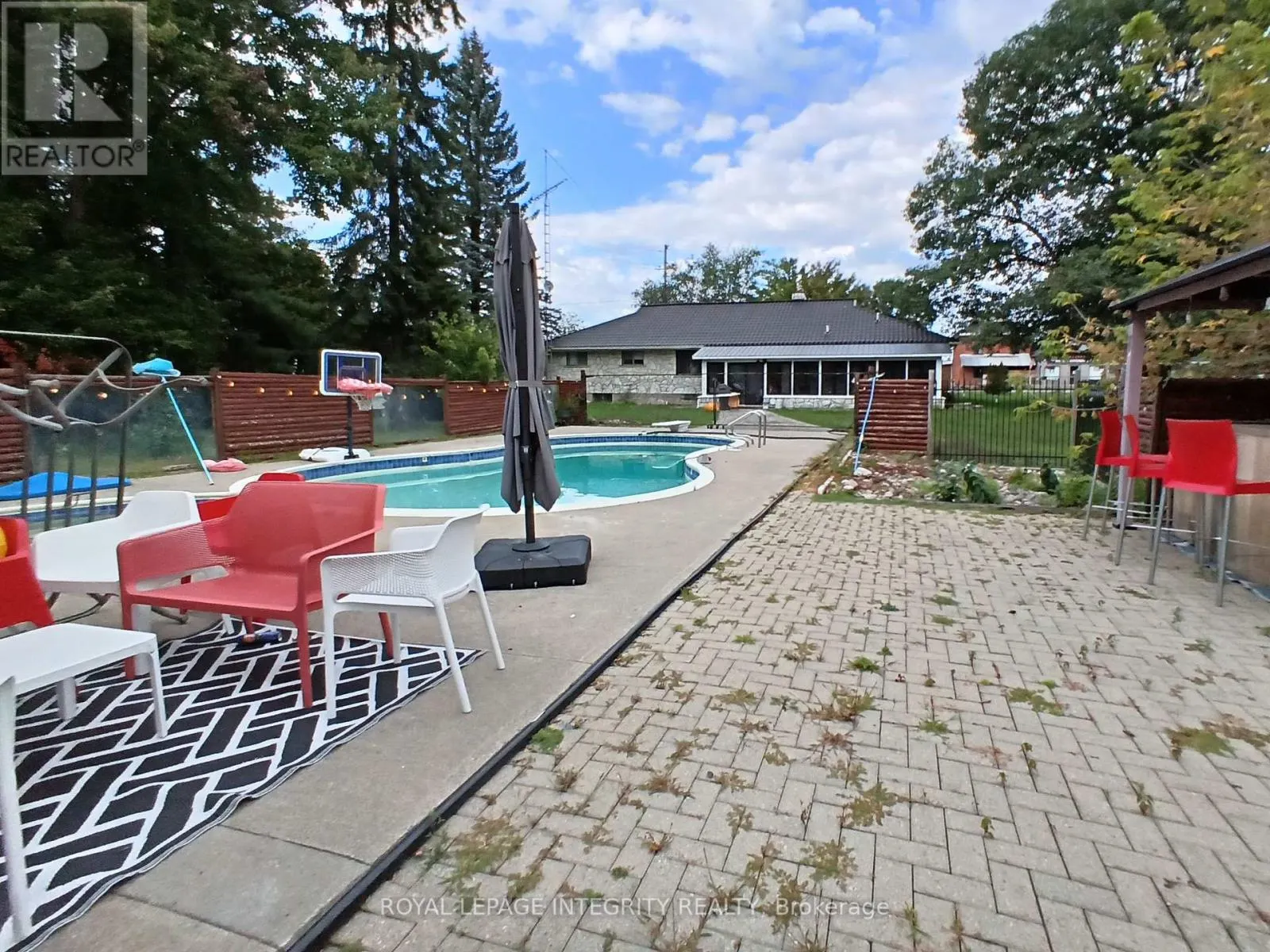 2591 CARP ROAD
