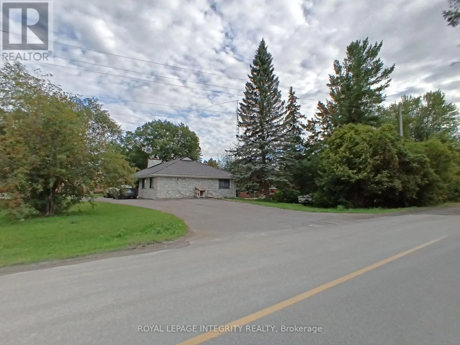2591 CARP ROAD