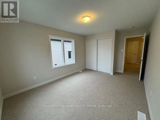 521 GALANTHUS WALK