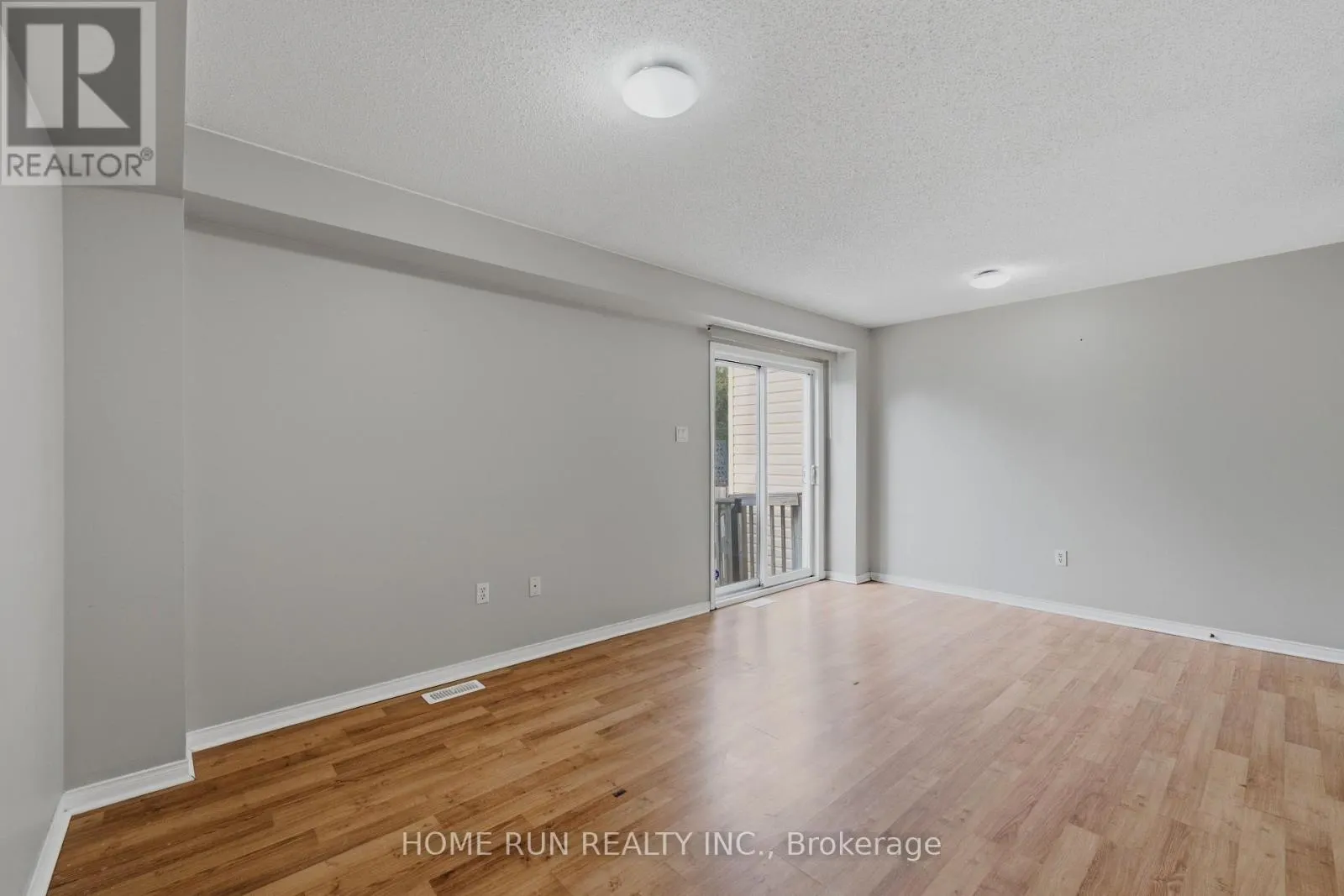 2632 PALINGS PRIVATE