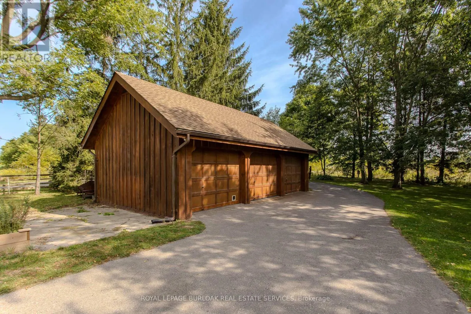 1944 CONCESSION 4 ROAD W