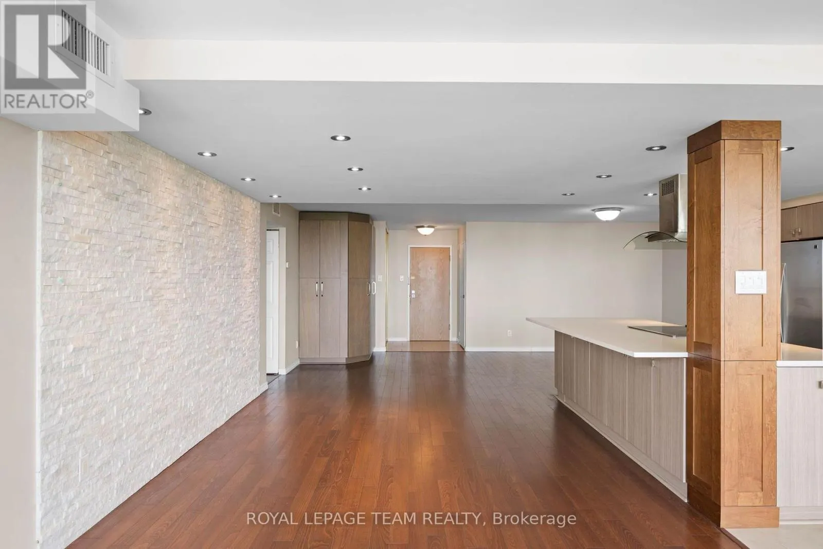 2408 - 1500 RIVERSIDE DRIVE