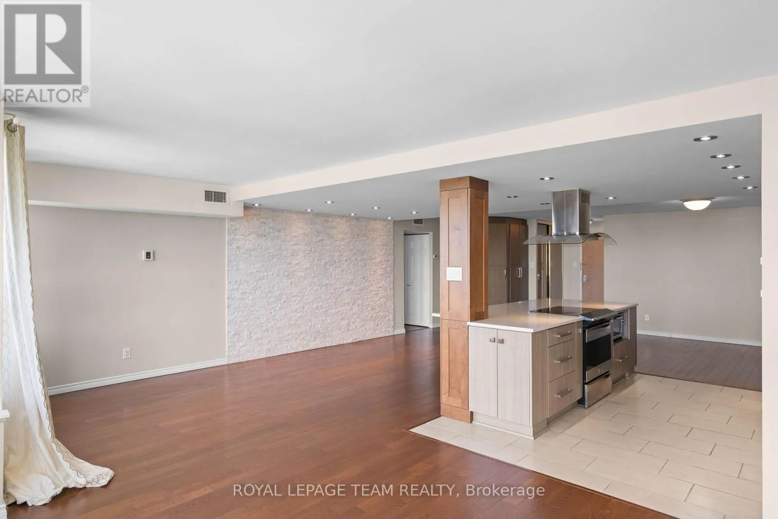 2408 - 1500 RIVERSIDE DRIVE