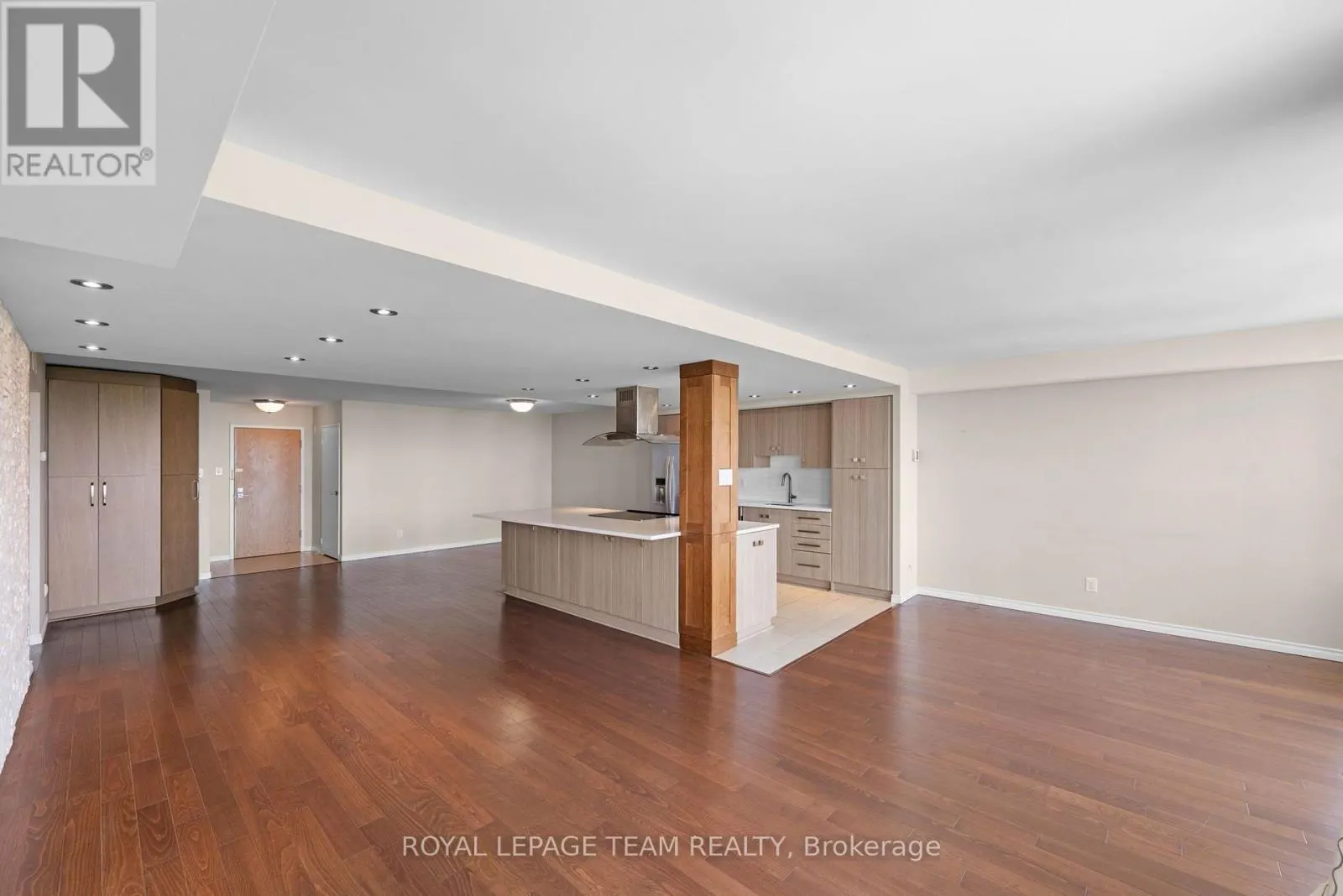 2408 - 1500 RIVERSIDE DRIVE