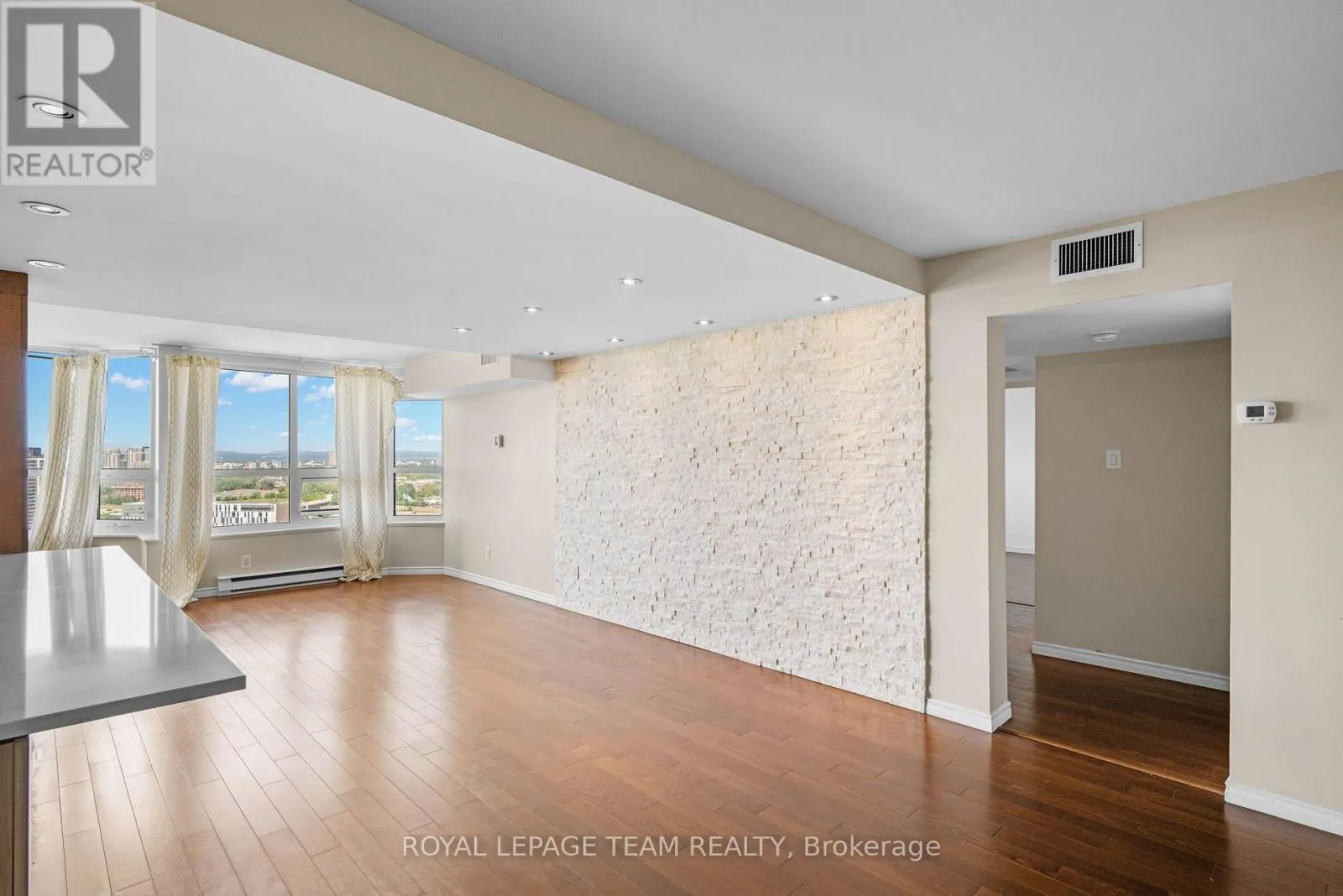 2408 - 1500 RIVERSIDE DRIVE