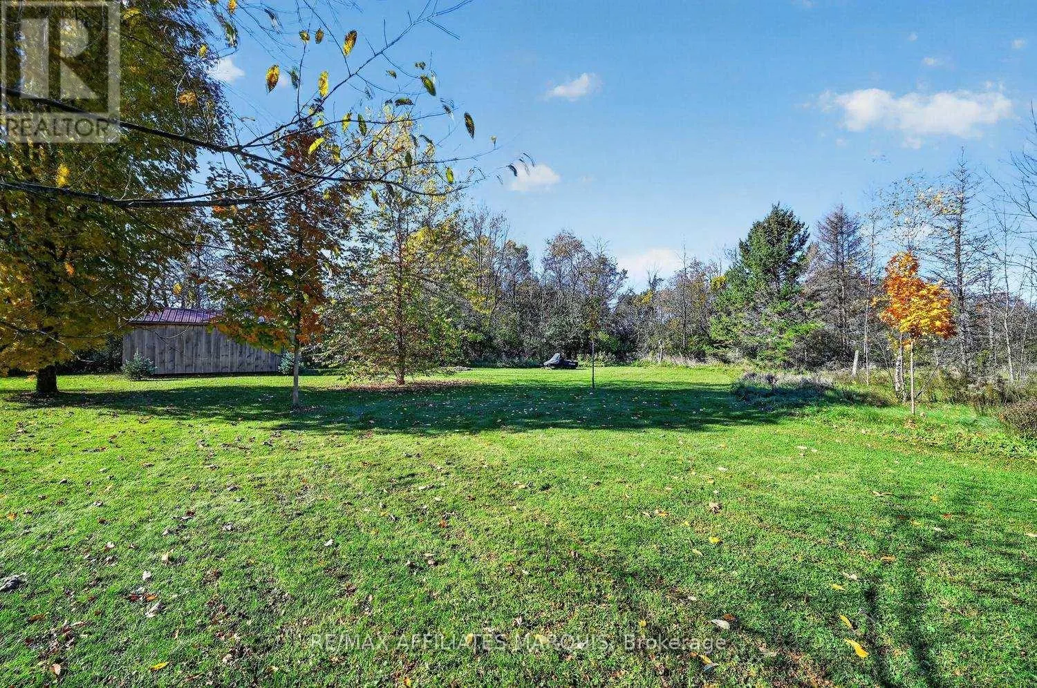 240 NOONAN ROAD S