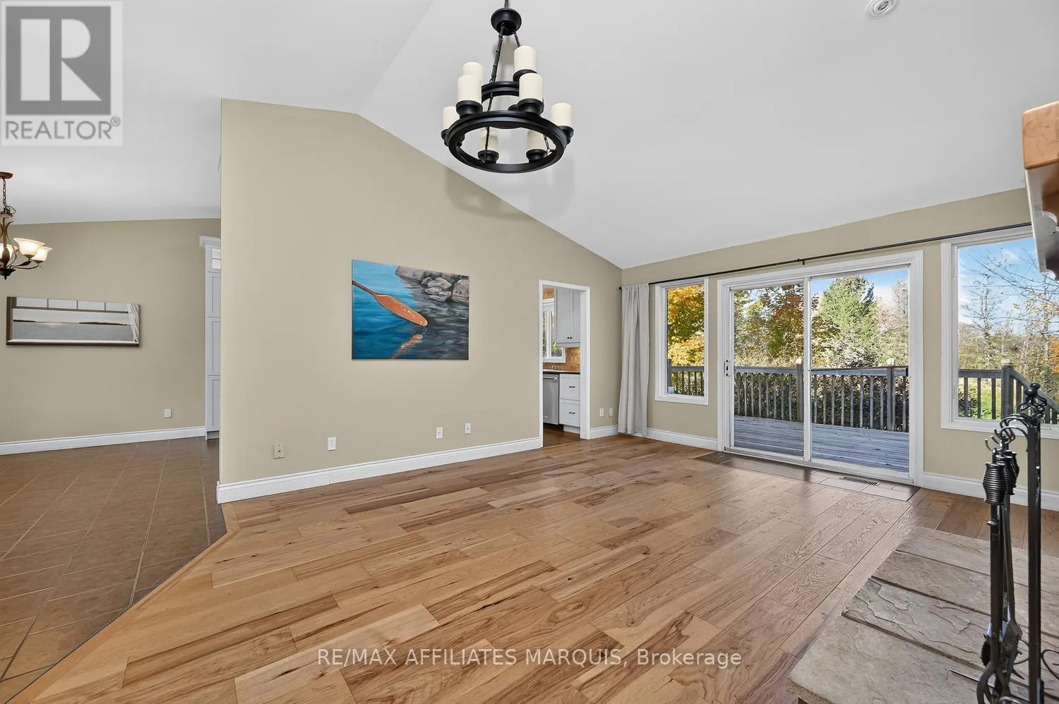 240 NOONAN ROAD S