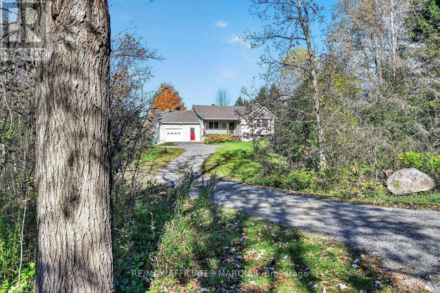240 NOONAN ROAD S