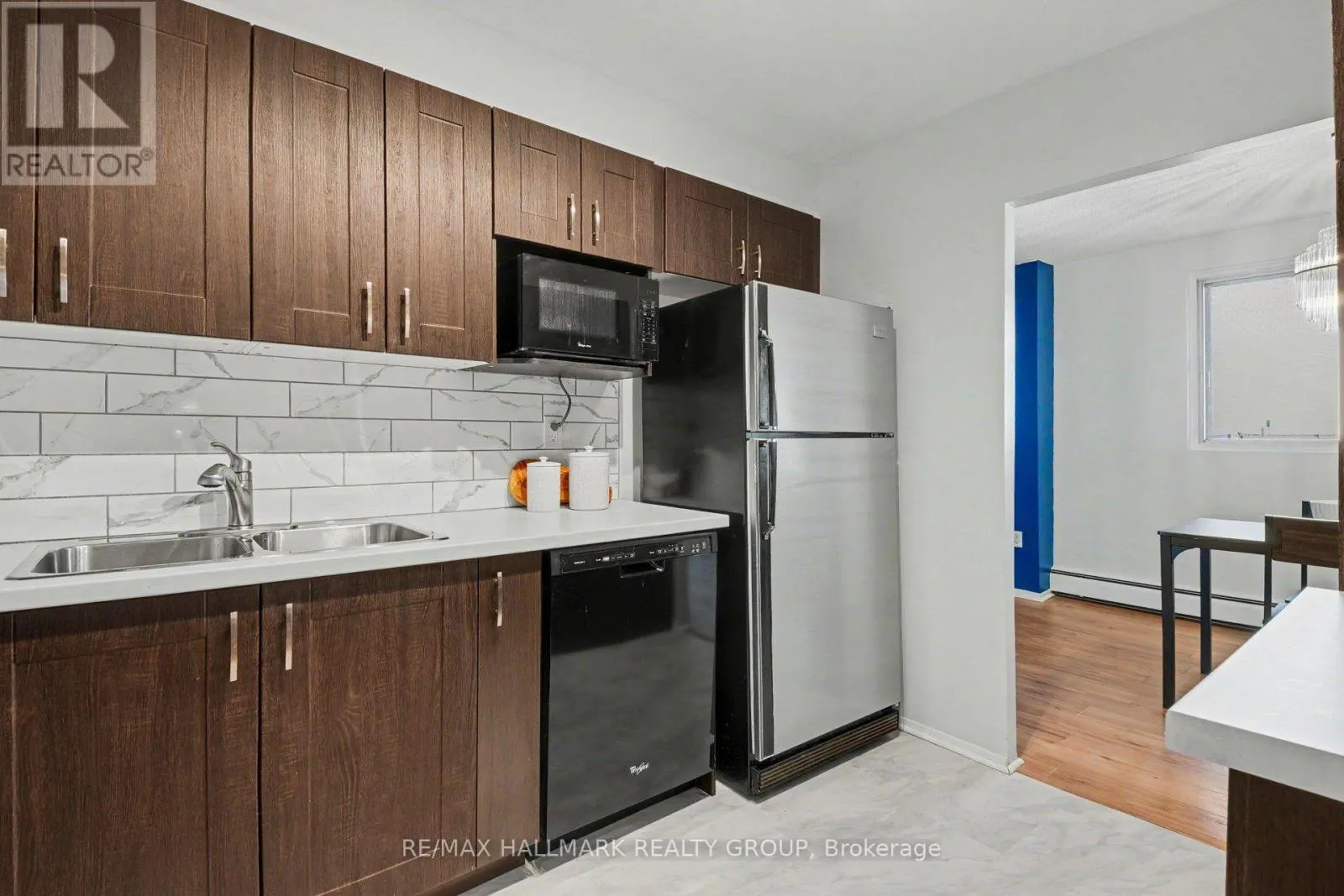401 - 2630 SOUTHVALE CRESCENT
