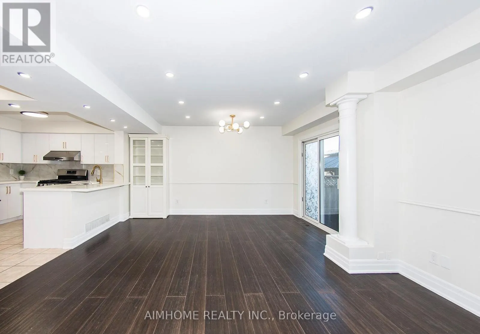 11 KEARNEY STREET