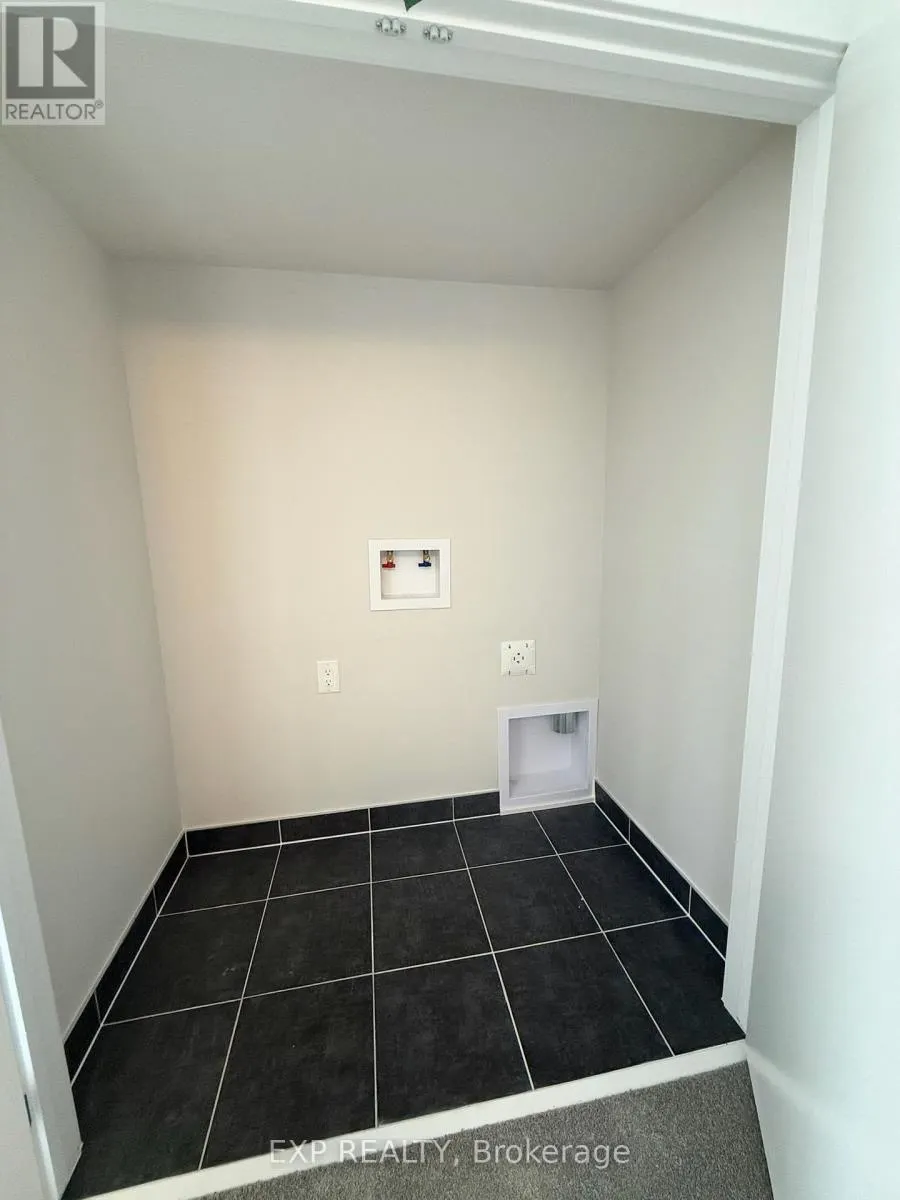 373 FALSETTO STREET