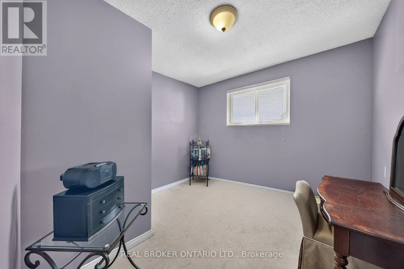 76 GOLDEN ORCHARD DRIVE