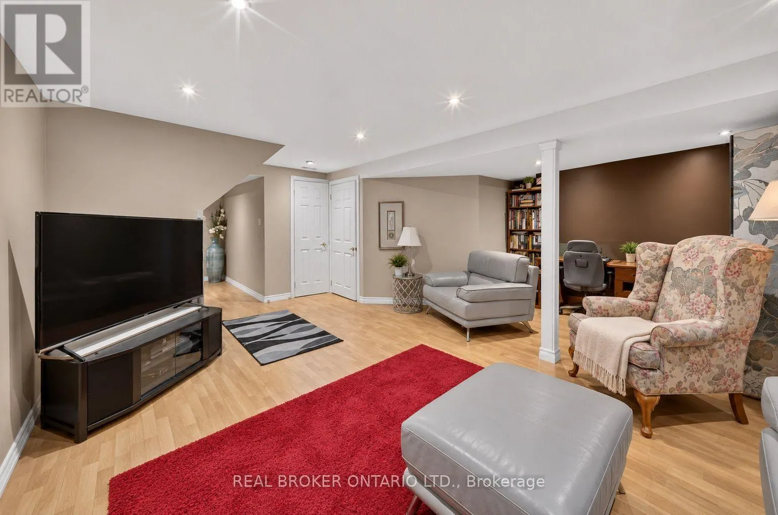 76 GOLDEN ORCHARD DRIVE