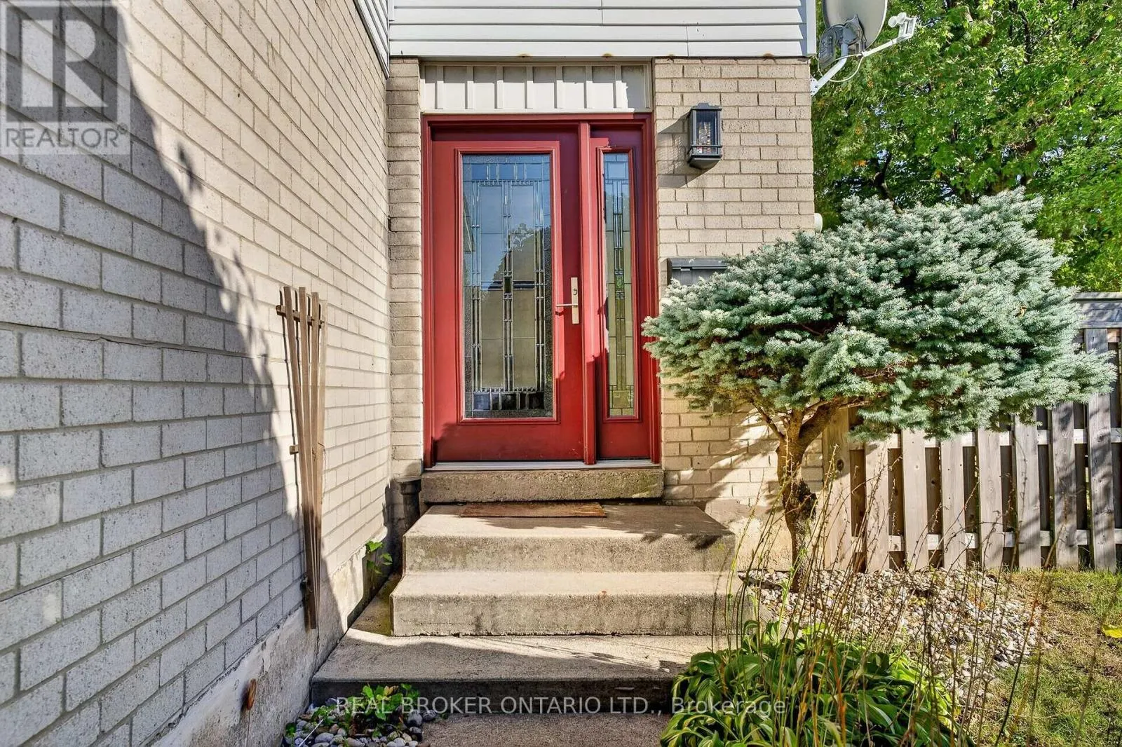 76 GOLDEN ORCHARD DRIVE