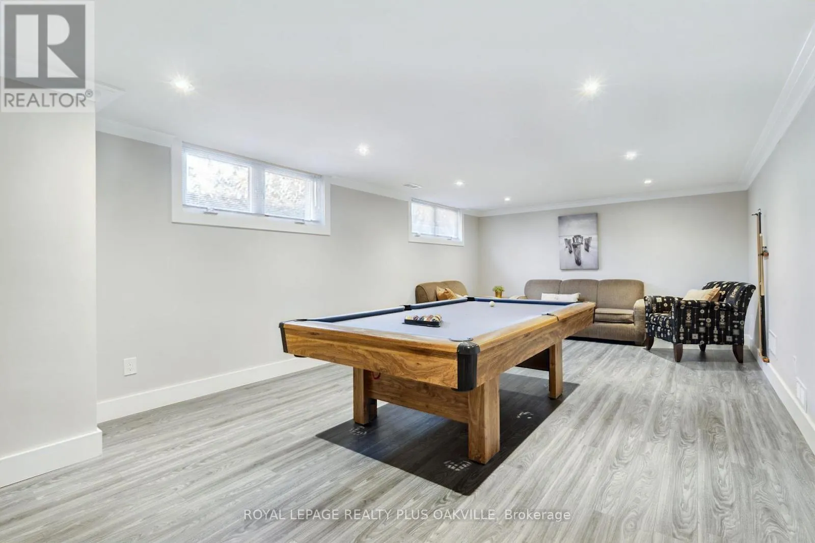 340 CLARENDON DRIVE
