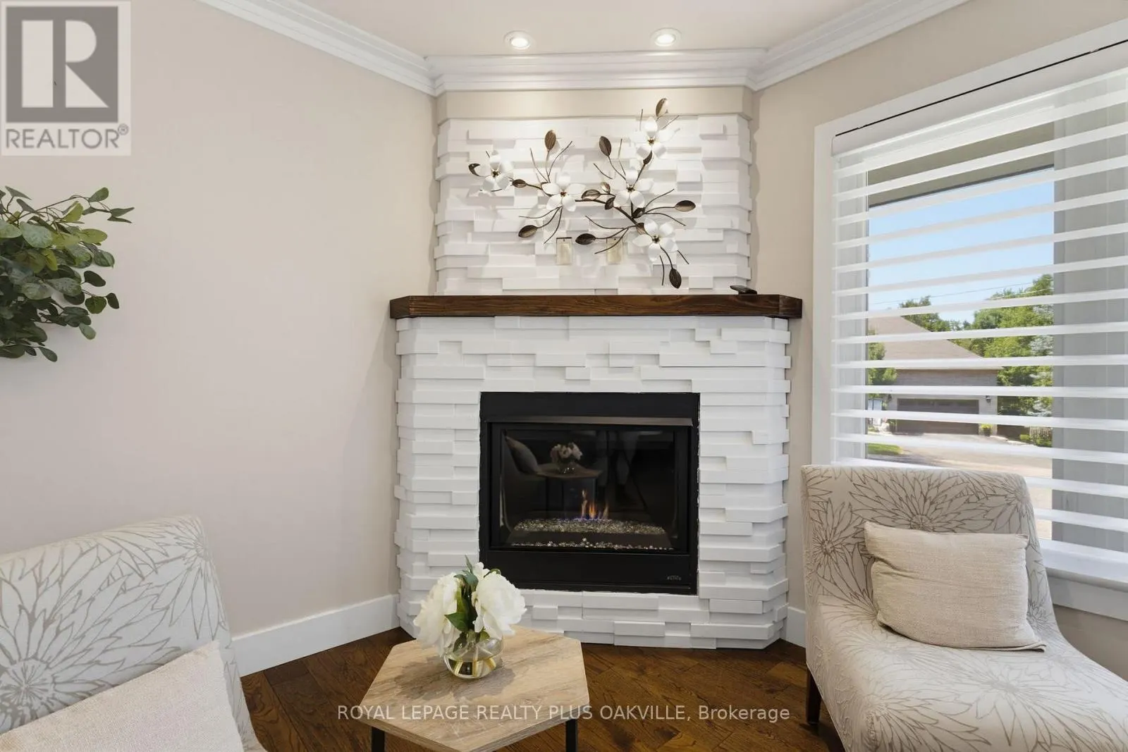 340 CLARENDON DRIVE