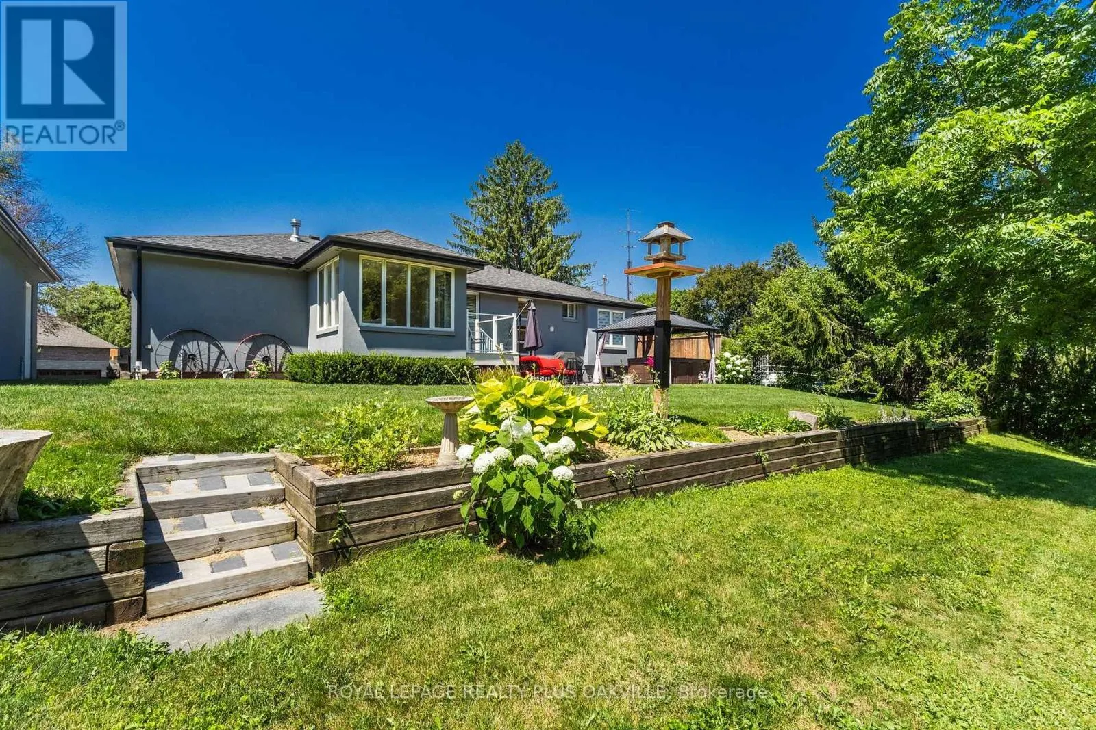 340 CLARENDON DRIVE