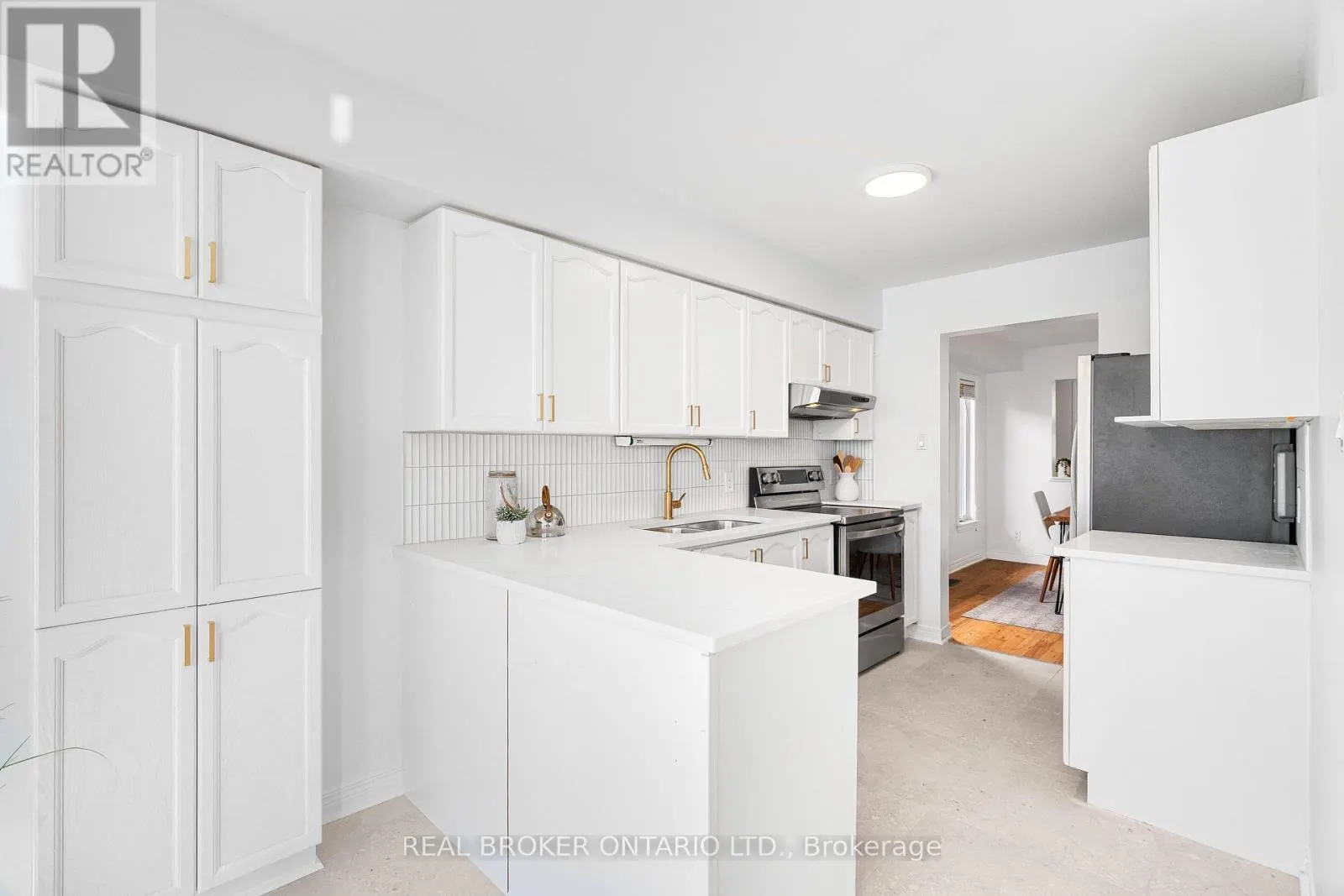 191 THORNBURY CRESCENT