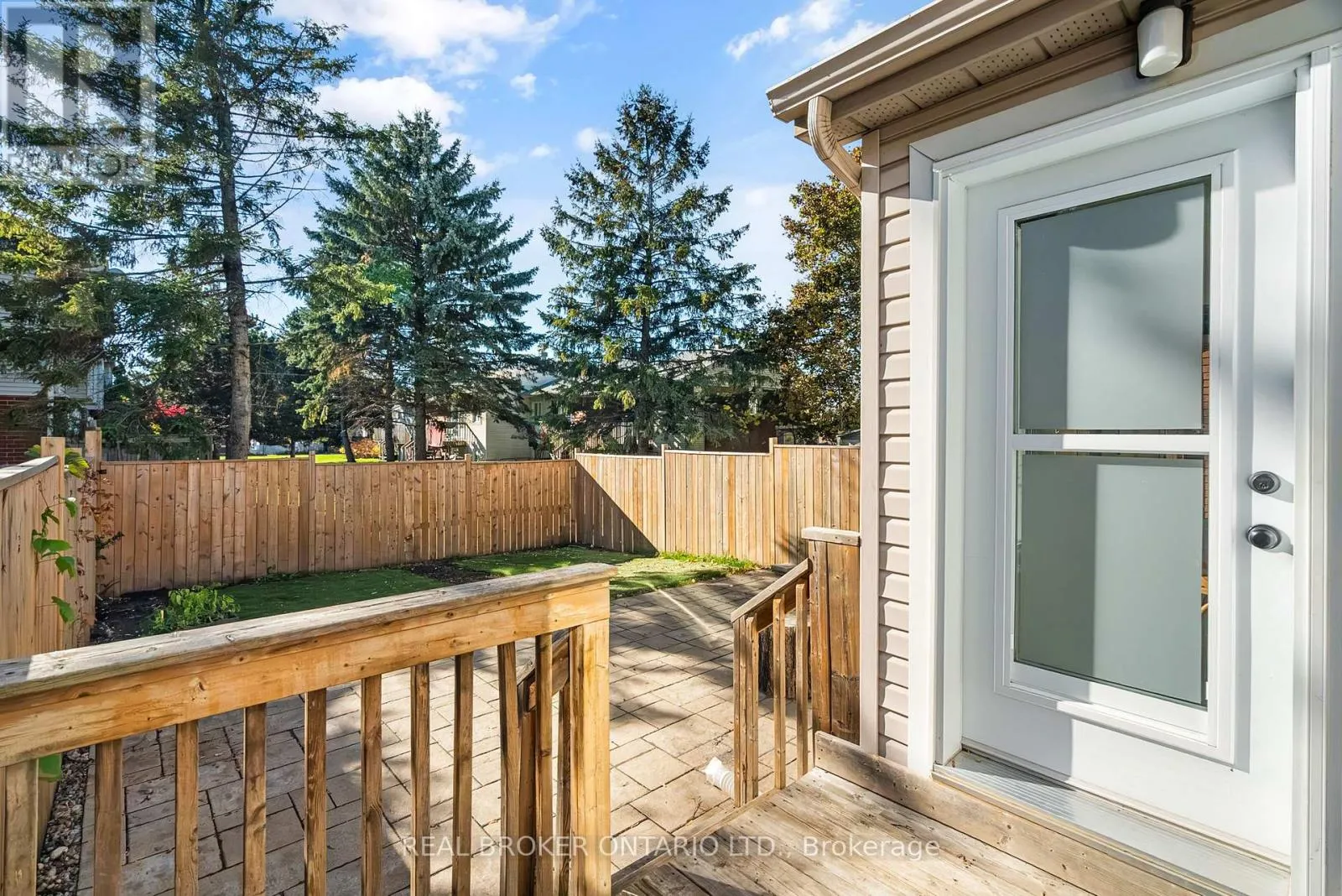 191 THORNBURY CRESCENT