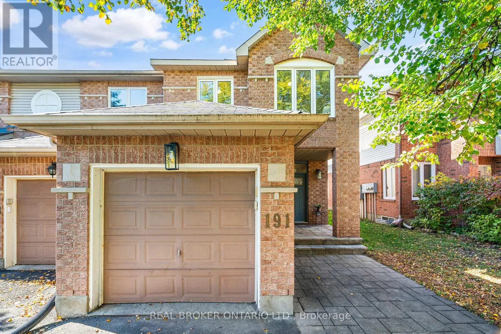 191 THORNBURY CRESCENT