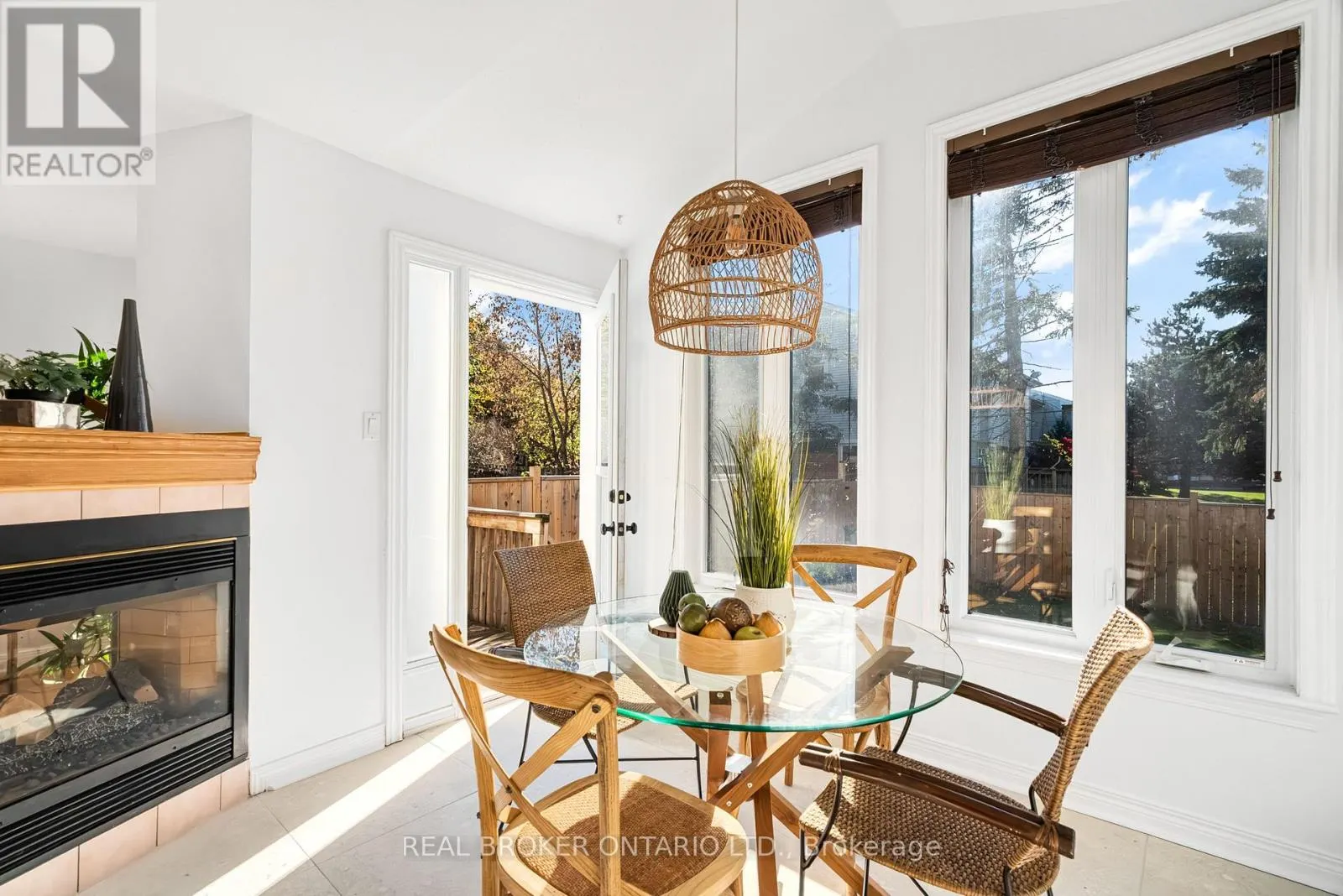 191 THORNBURY CRESCENT