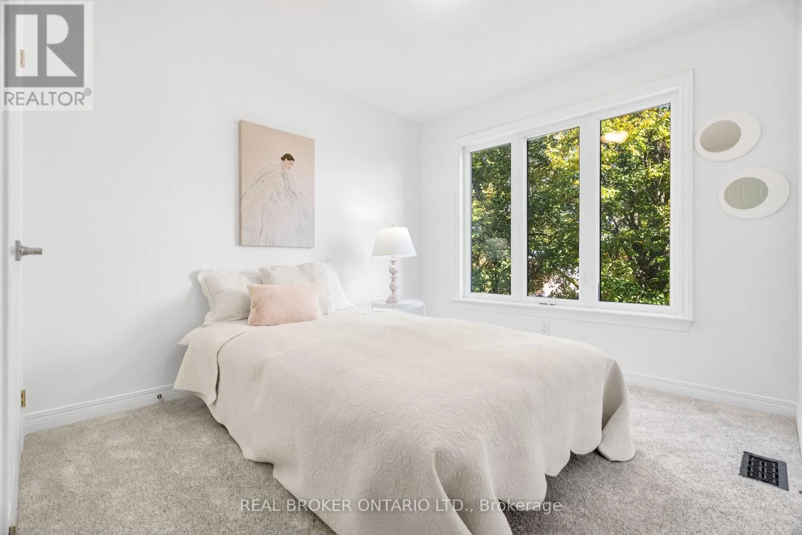 191 THORNBURY CRESCENT