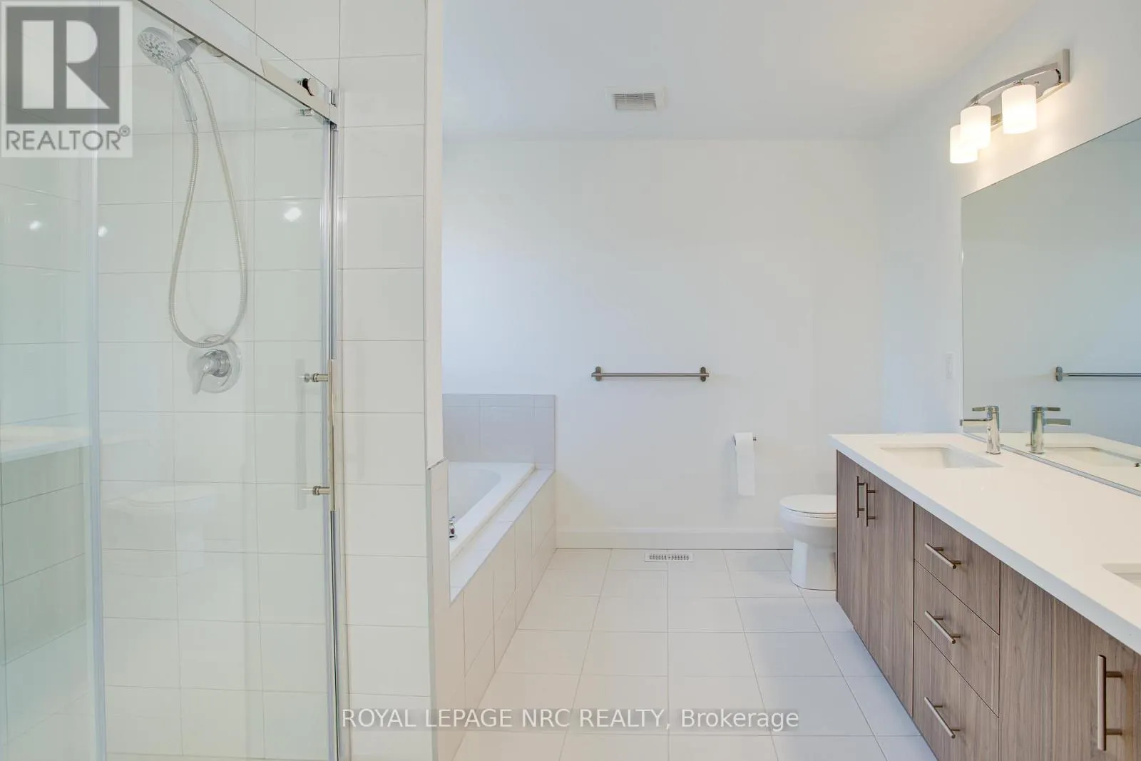 78 BEACH WALK CRESCENT