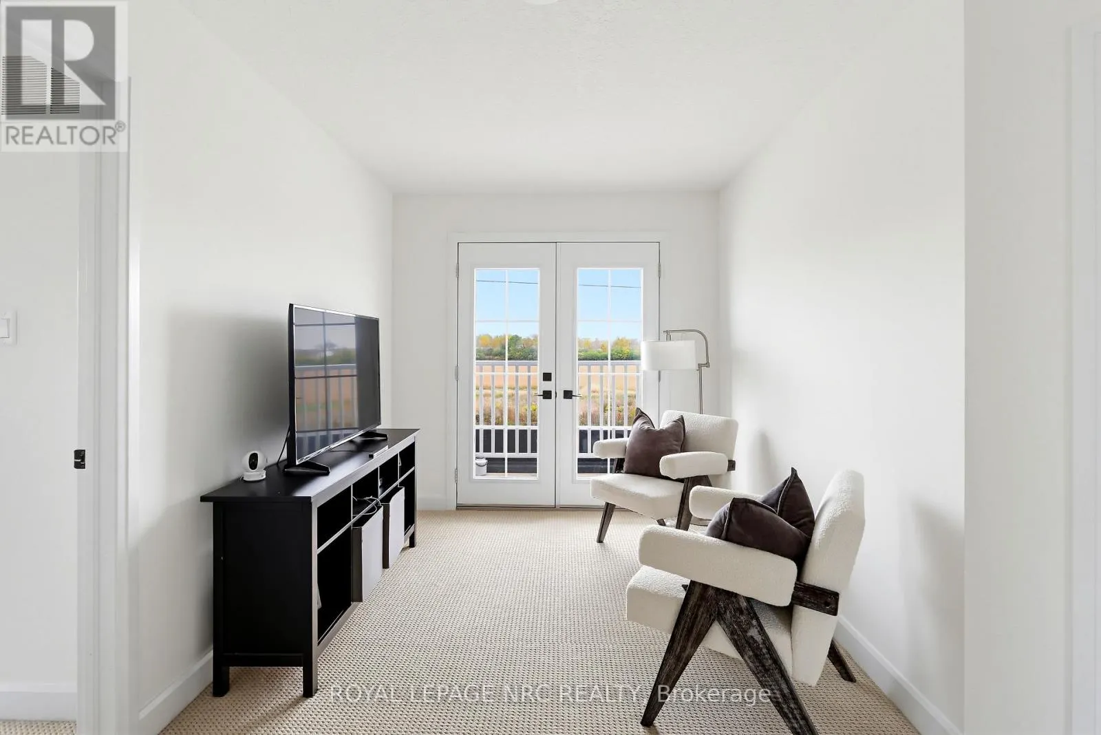 78 BEACH WALK CRESCENT
