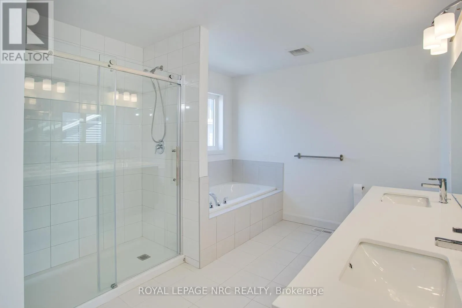 78 BEACH WALK CRESCENT