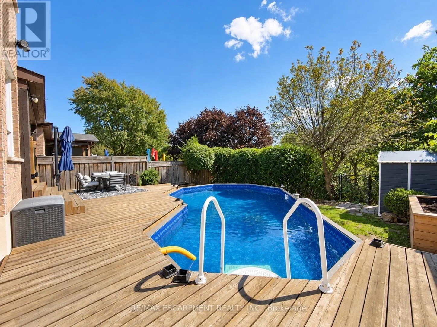 35 GERALD CRESCENT