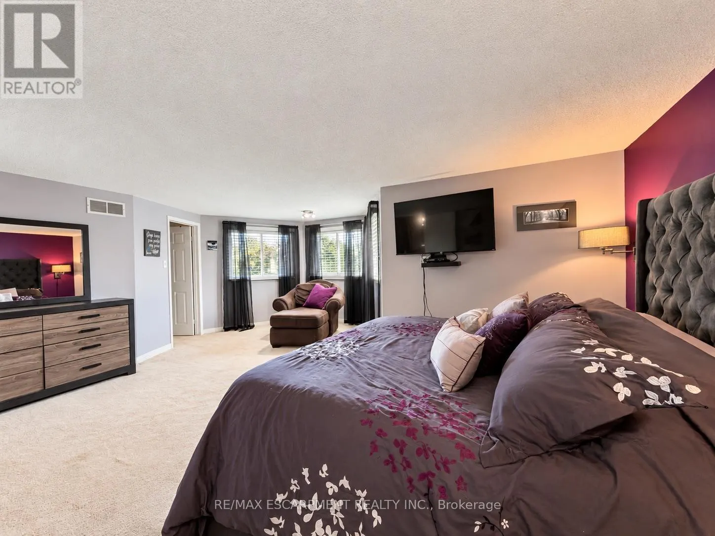 35 GERALD CRESCENT