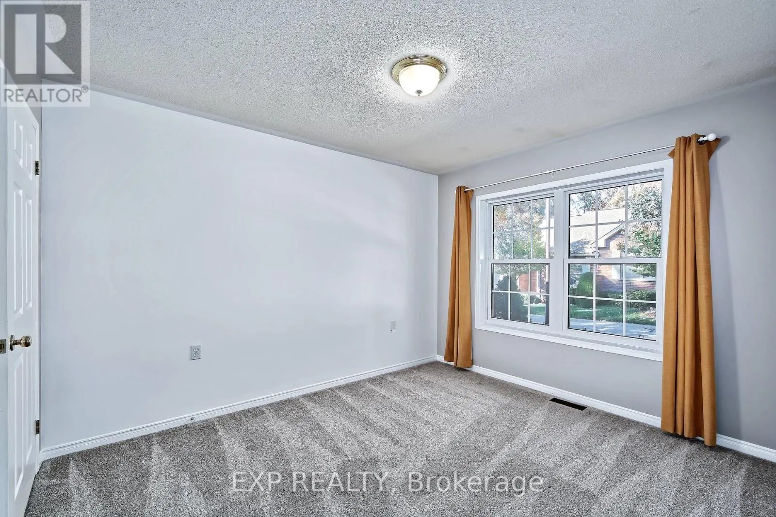 17 - 1337 COMMISSIONERS RD ROAD W #17