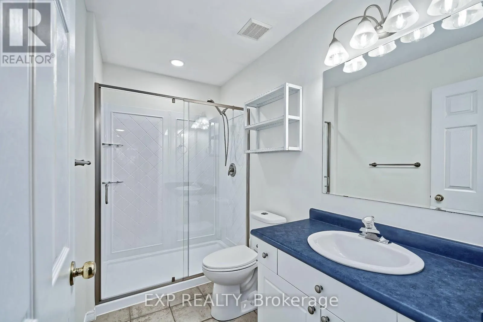 17 - 1337 COMMISSIONERS RD ROAD W #17
