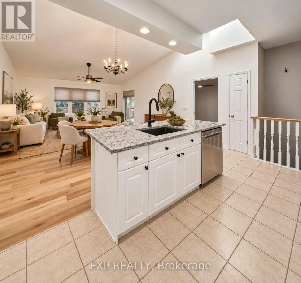 17 - 1337 COMMISSIONERS RD ROAD W #17