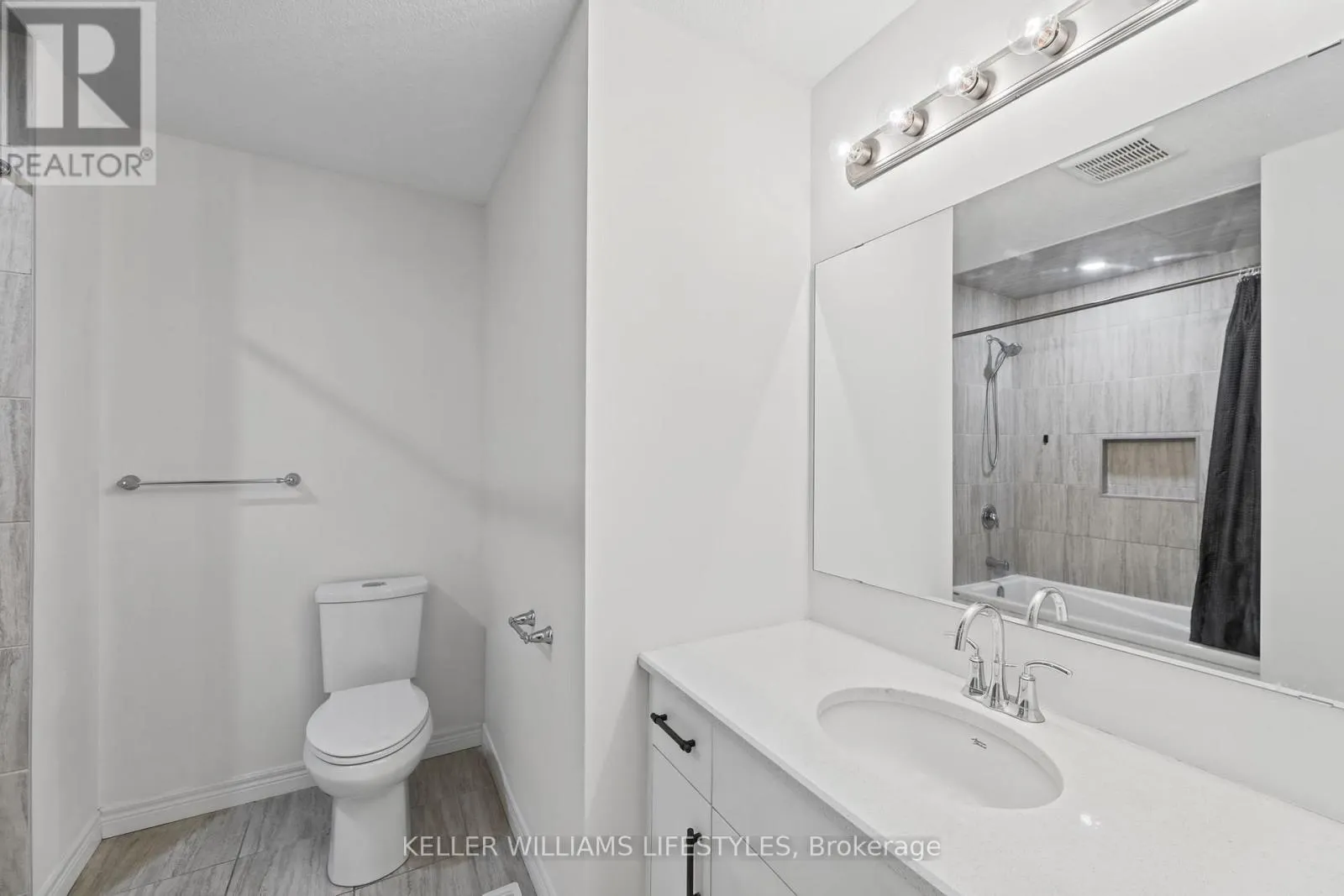 63 - 1220 RIVERBEND ROAD #63
